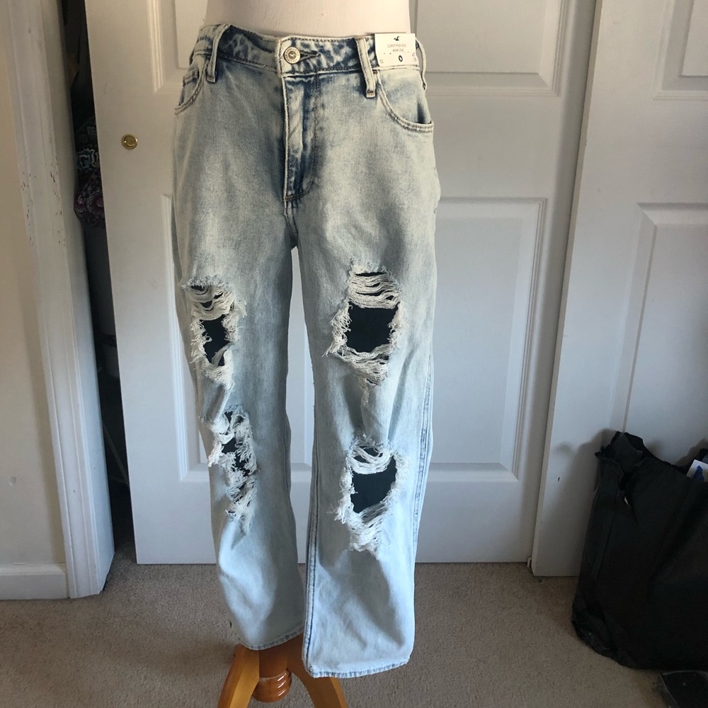 Hollister Mom Jeans Size 27 NWT